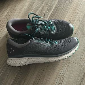 brooks glycerin 16